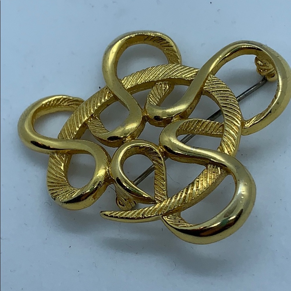 Brushed gold modernist vintage M. Jent brooch